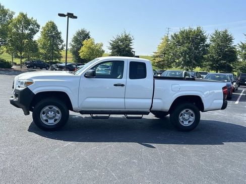 Used 2023 Toyota Tacoma SR RWD image 7