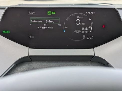 New 2025 Toyota Prius Plug-In Hybrid FWD image 31