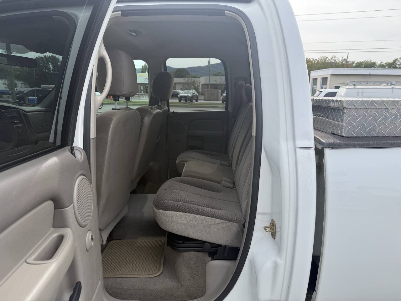 Used 2004 Dodge Ram 2500 Truck SLT w/ Trailer Tow Group RWD image 13
