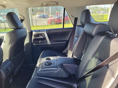 Used 2023 Toyota 4Runner TRD Sport AWD/4WD image 12