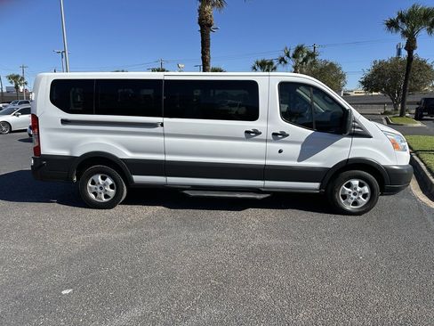 Used 2018 Ford Transit 350 XLT image 7