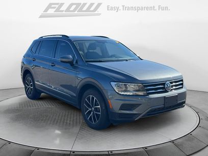 Used 2021 Volkswagen Tiguan SE w/ Panoramic Sunroof Package