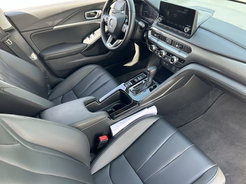 Certified 2025 Acura Integra FWD image 14