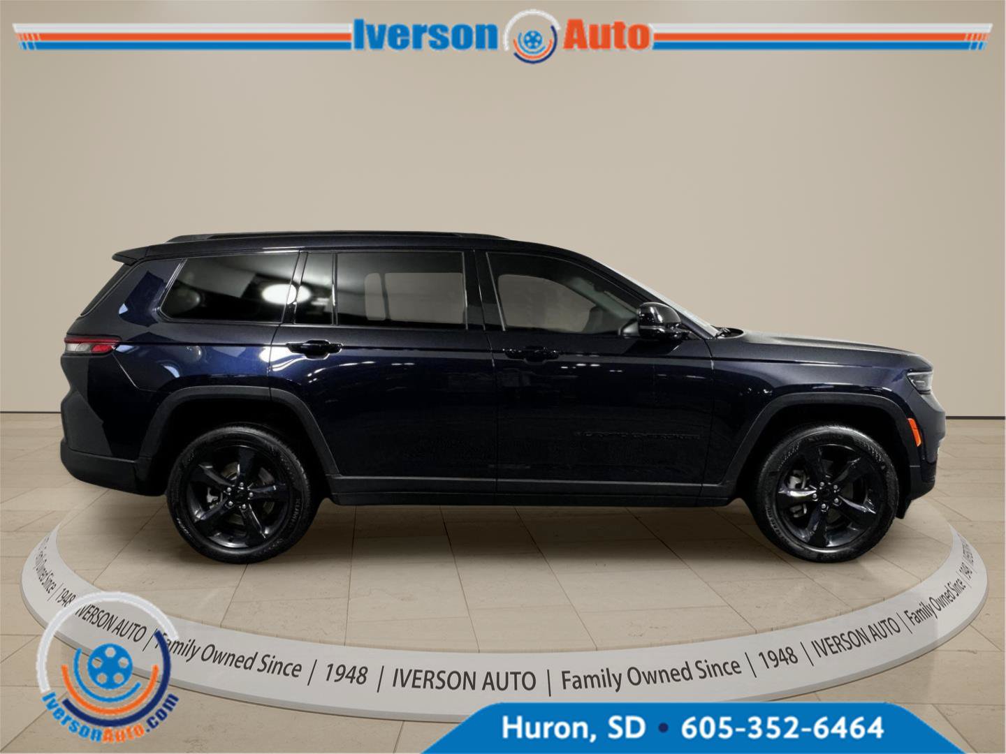 Used 2024 Jeep Grand Cherokee L Limited w/ Luxury Tech Group II AWD/4WD image 11