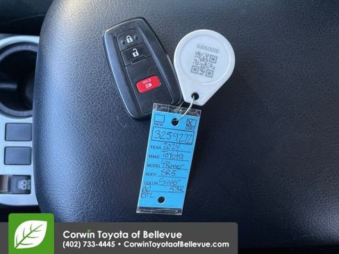 Certified 2024 Toyota 4Runner SR5 AWD/4WD image 15