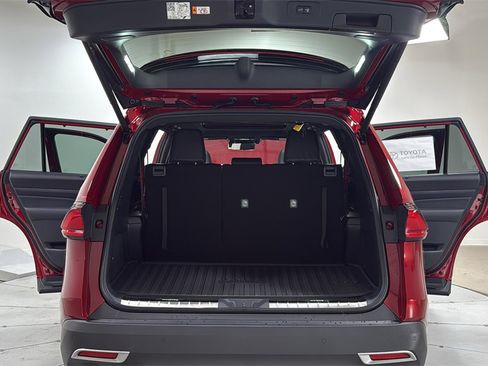 New 2026 Toyota Grand Highlander AWD Hybrid image 16