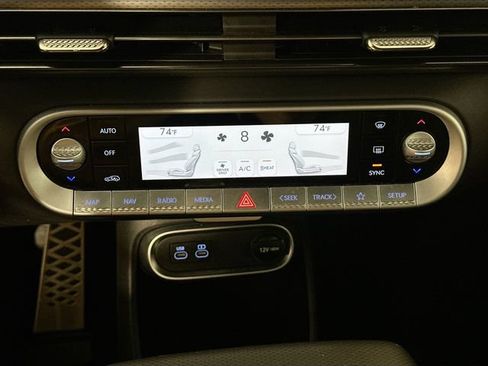 Used 2023 Genesis GV60 Performance AWD/4WD image 15