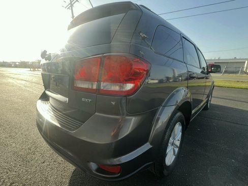 Used 2017 Dodge Journey SXT AWD/4WD image 5
