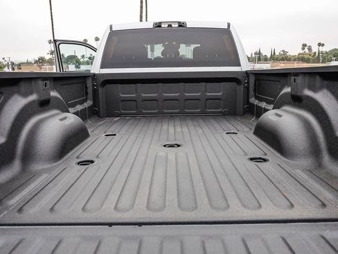 New 2026 RAM 3500 Big Horn AWD/4WD image 30