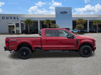 New 2025 Ford F250 Lariat w/ Black Appearance Package