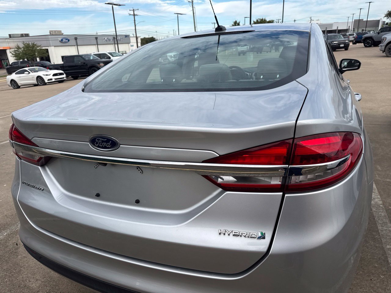 Used 2018 Ford Fusion S FWD image 5