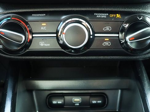 Used 2024 Kia Soul LX w/ Option Group 015 image 45