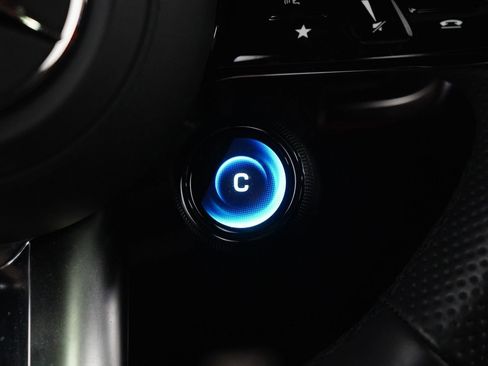 Used 2025 Mercedes-Benz G 63 AMG AMG G 63 image 23