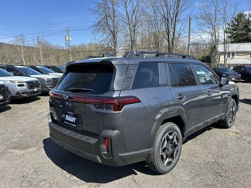 New 2026 Subaru Outback Touring AWD/4WD image 8