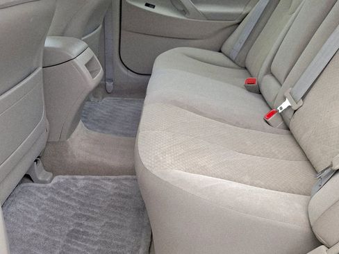 Used 2007 Toyota Camry CE FWD image 10
