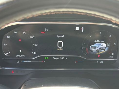 Used 2023 GMC Yukon XL AT4 w/ Technology Package AWD/4WD image 27