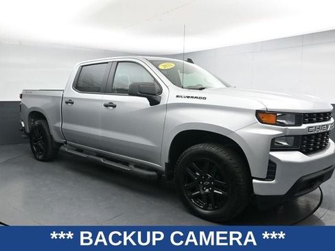 Used 2022 Chevrolet Silverado 1500 Custom w/ Rally Edition AWD/4WD image 2