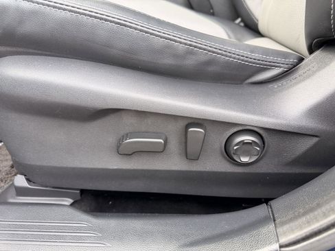 Used 2023 Subaru Outback Limited image 18