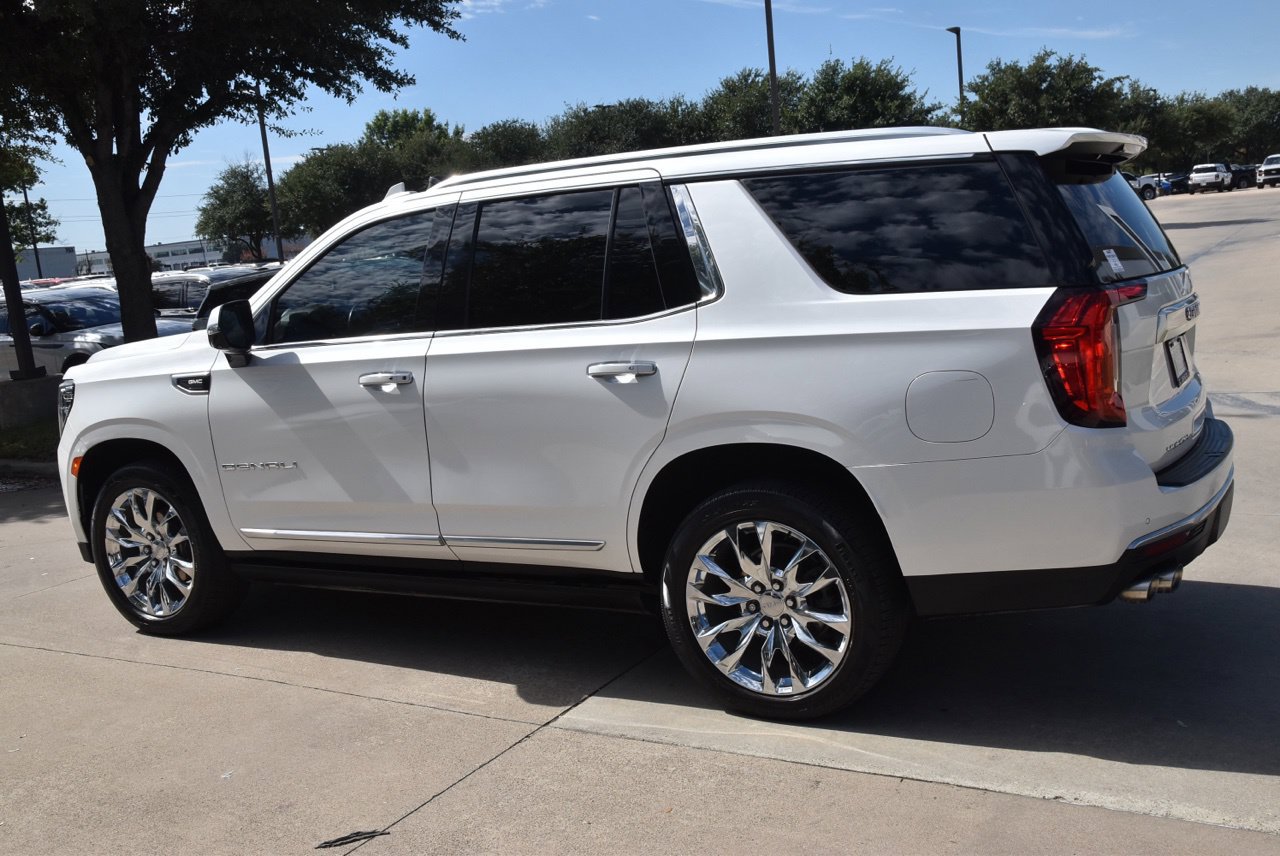 Used 2022 GMC Yukon Denali RWD image 11