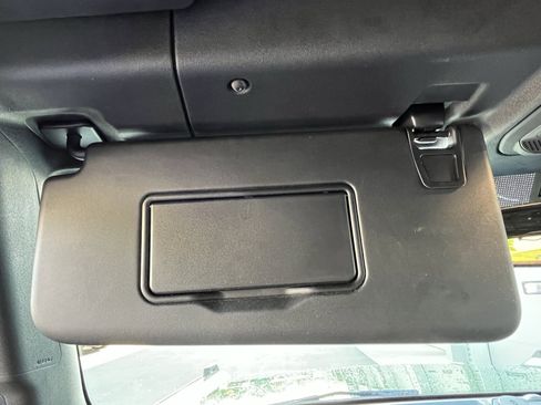 Used 2022 Ford Bronco Outer Banks image 23