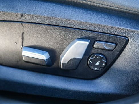 Used 2018 BMW 530e w/ M Sport Package 2 image 20