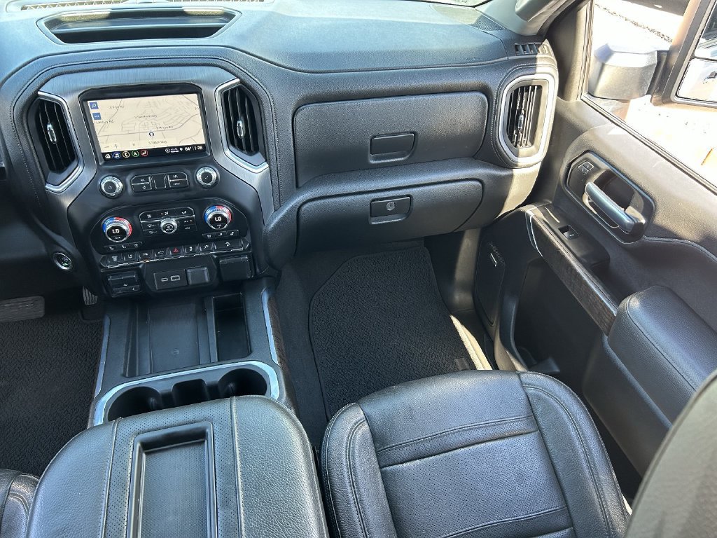 Used 2021 GMC Sierra 3500 Denali w/ Technology Package AWD/4WD image 16