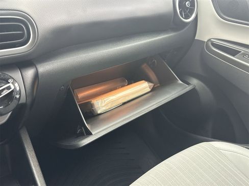 Used 2022 Hyundai Kona SEL w/ Cargo Package image 26