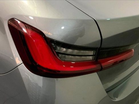 Used 2023 BMW 330i Sedan image 28