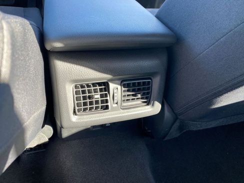 Used 2025 Toyota Camry LE image 24