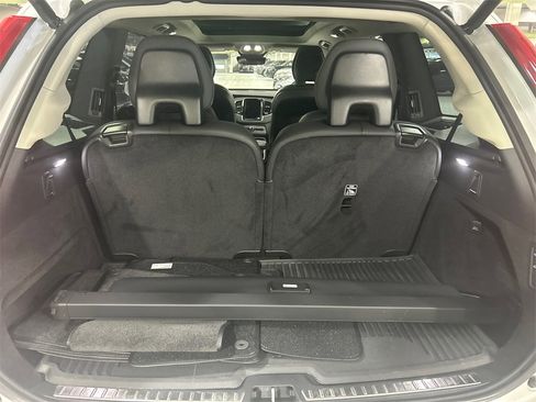 Certified 2024 Volvo XC90 T8 Ultimate w/ Protection Package Premier image 26