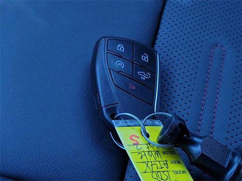 Used 2024 GMC Sierra 1500 AT4X image 25