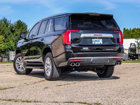 Used 2024 GMC Yukon Denali AWD/4WD image 8