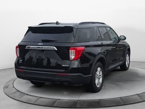 Used 2021 Ford Explorer XLT AWD/4WD image 5