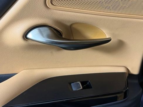 Used 2022 Lexus ES 350 w/ Premium Package FWD image 24