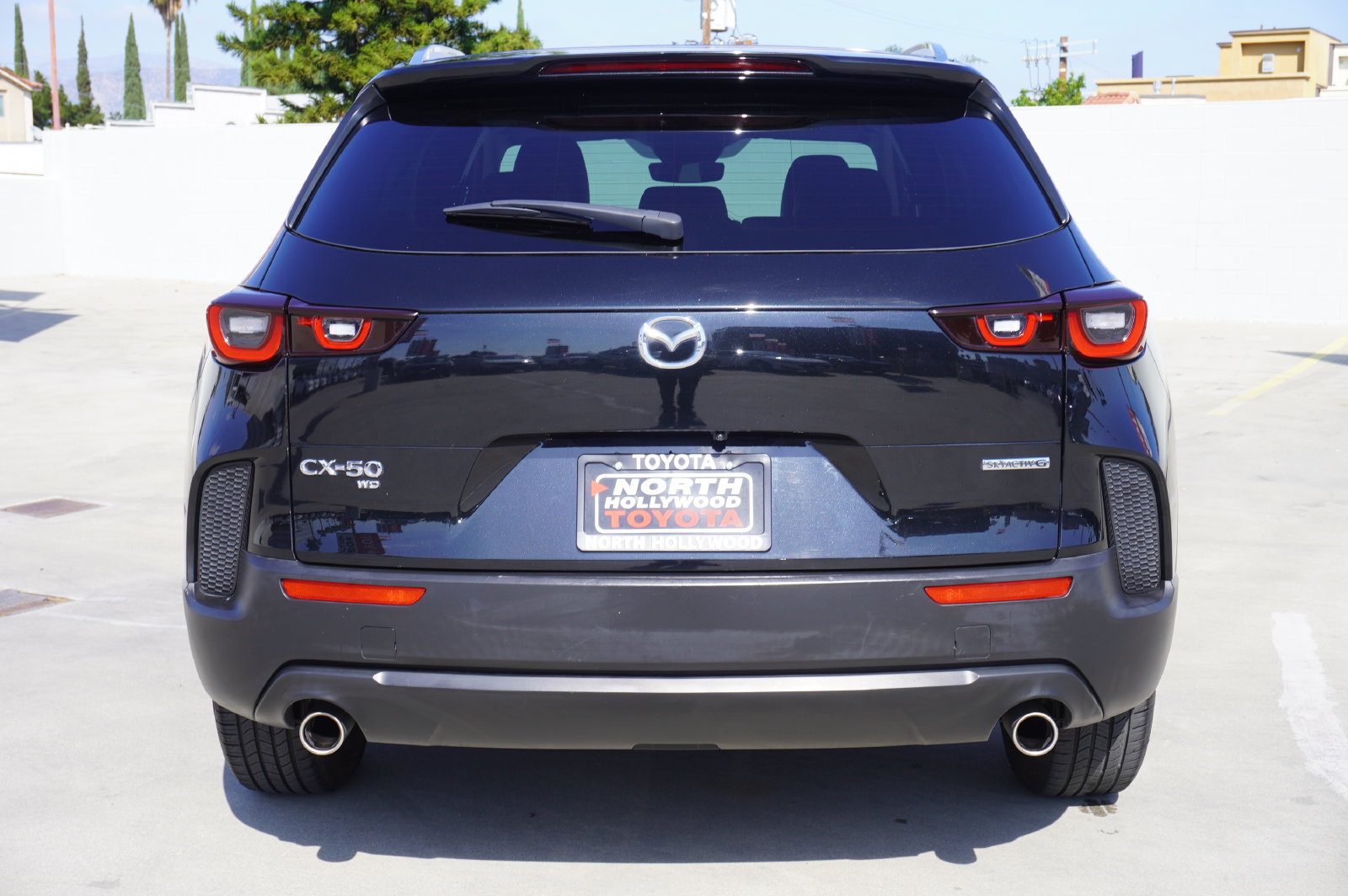 Used 2025 MAZDA CX-50 AWD 2.5 S w/ Preferred Package image 6