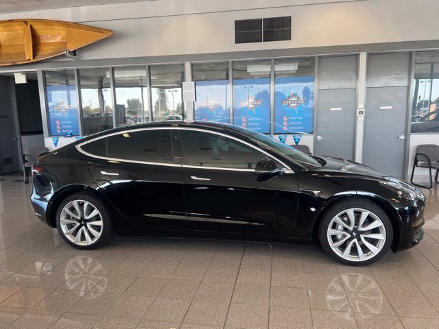 Used 2019 Tesla Model 3 Long Range AWD/4WD image 7