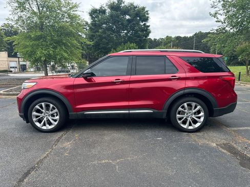 Used 2021 Ford Explorer Platinum w/ Equipment Group 601A AWD/4WD image 9