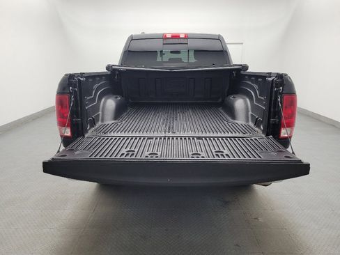 Used 2019 RAM 1500 Classic SLT image 29