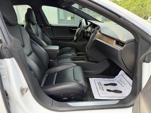 Used 2019 Tesla Model S Long Range AWD/4WD image 13