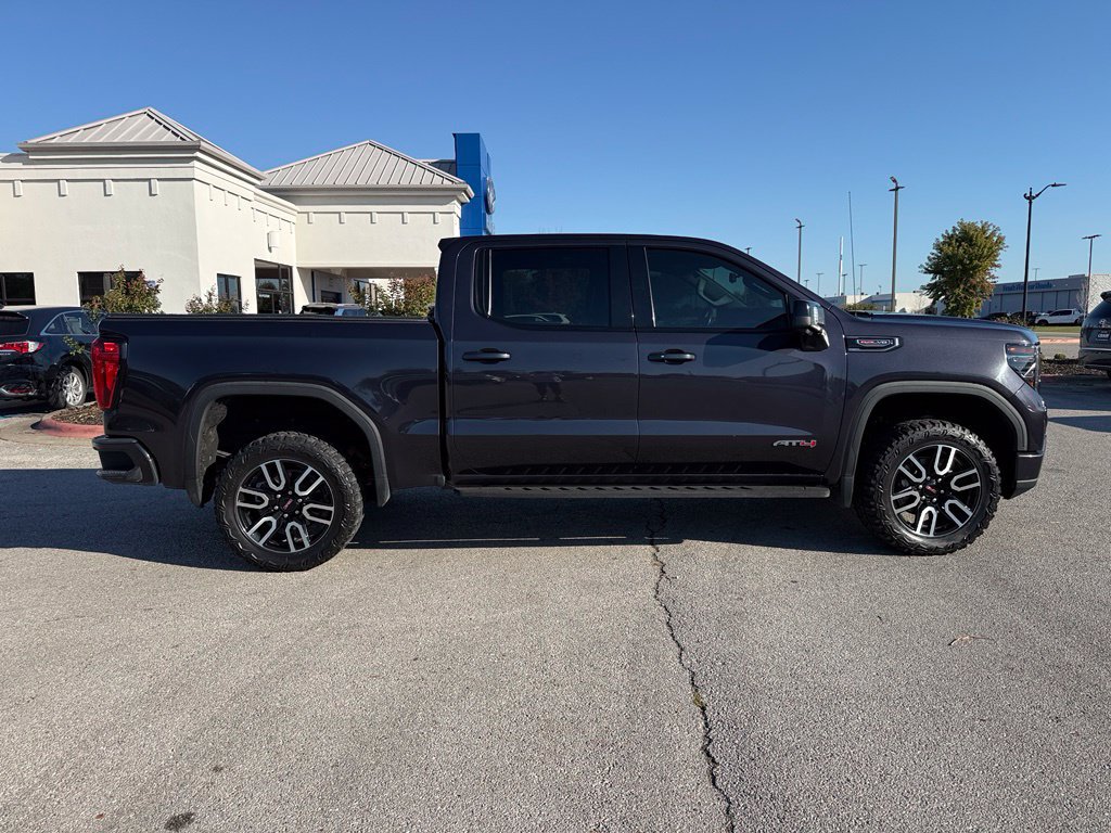 Used 2022 GMC Sierra 1500 AT4 w/ AT4 Premium Package AWD/4WD image 7