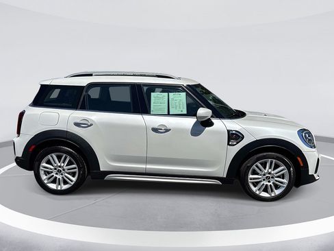 Used 2024 MINI Cooper Countryman S FWD image 4