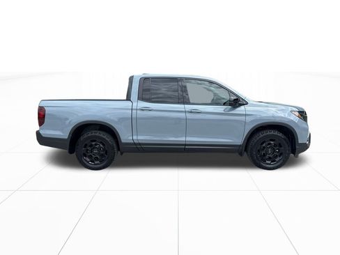 Certified 2025 Honda Ridgeline Sport+ image 8