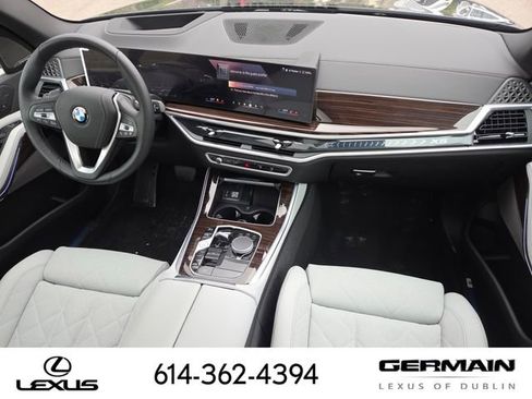Used 2026 BMW X5 xDrive40i AWD/4WD image 36
