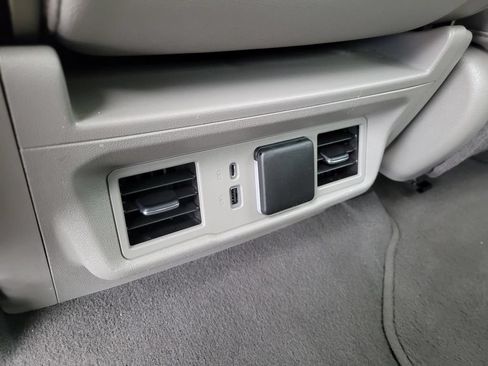 Used 2024 GMC Sierra 1500 SLT RWD image 14