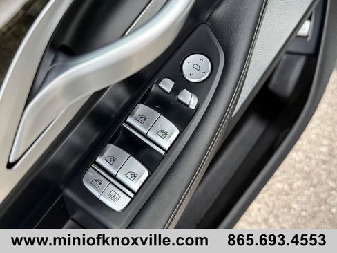 Used 2022 BMW 750i xDrive w/ Executive Package AWD/4WD image 15