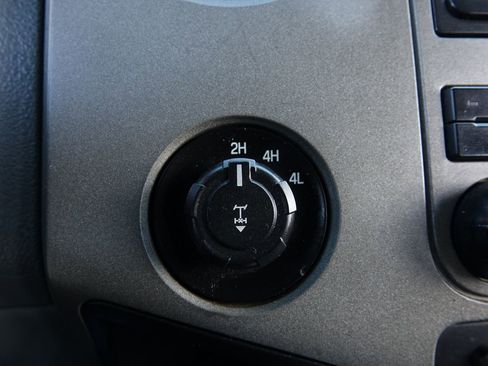 Used 2012 Ford F250 XLT w/ XLT Value Pkg image 38