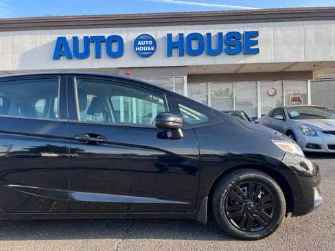 Used 2015 Honda Fit LX image 37