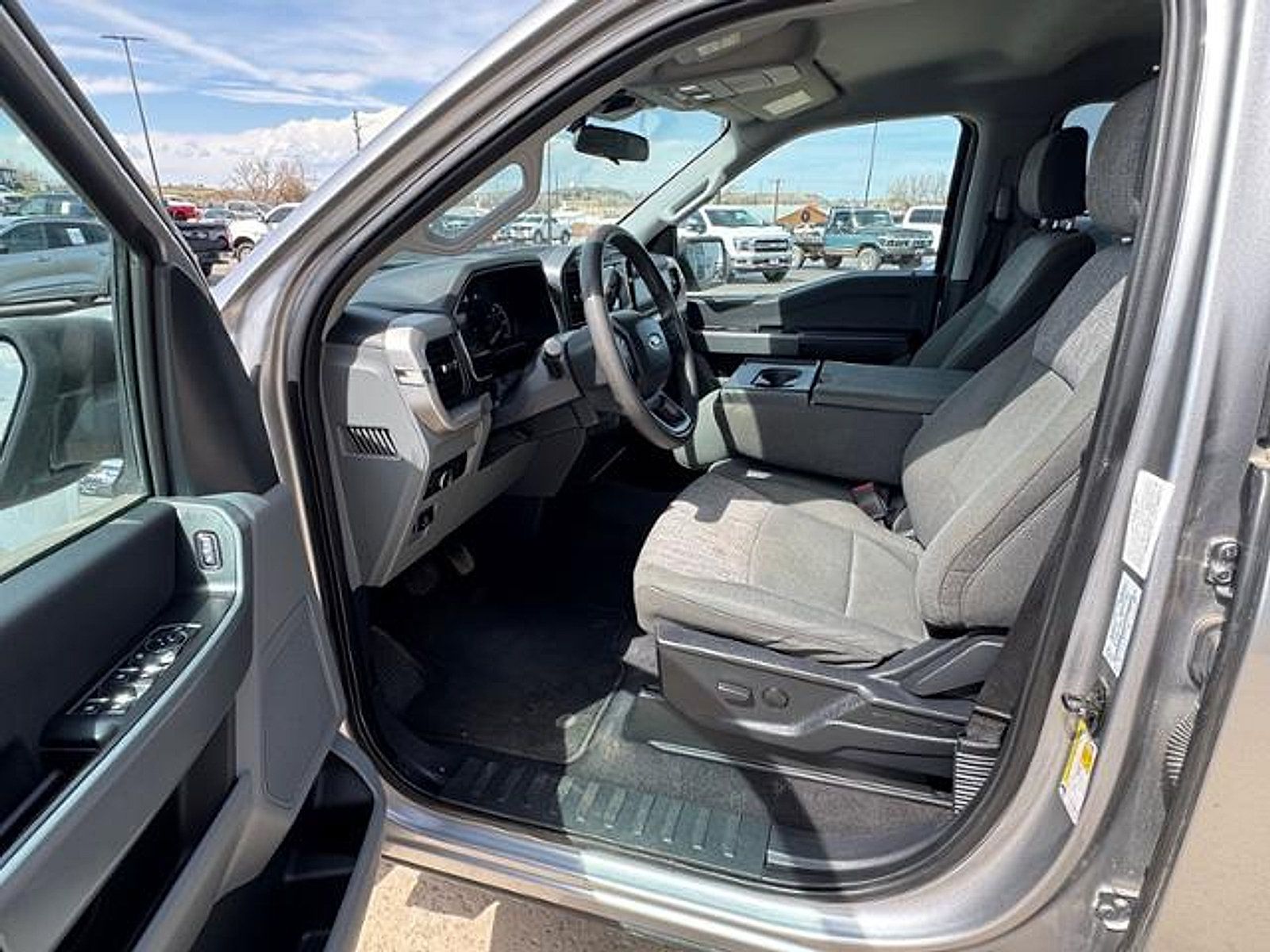 Used 2023 Ford F150 XLT w/ Trailer Tow Package AWD/4WD image 12