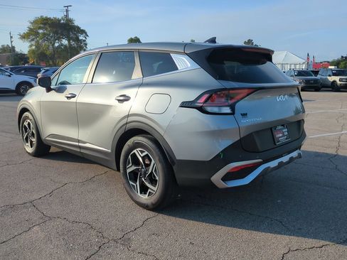 Certified 2025 Kia Sportage LX FWD image 7