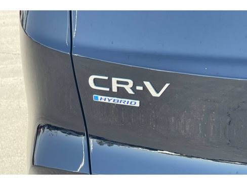 Certified 2025 Honda CR-V Sport-L image 17